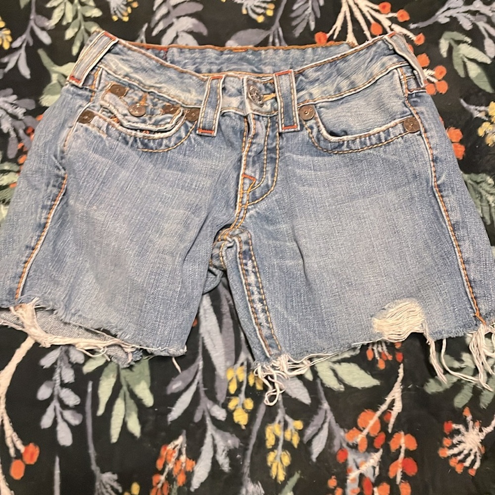 True religion shorts ripped size 26 - Picture 2 of 5